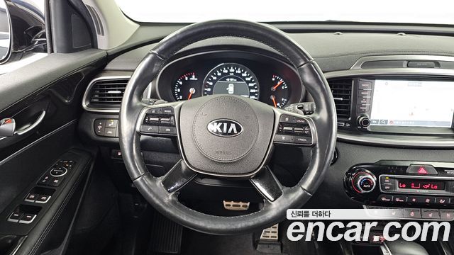 Kia Sorento 2019 — photo 19