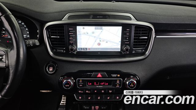Kia Sorento 2019 — photo 20