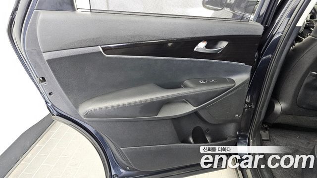 Kia Sorento 2019 — photo 15