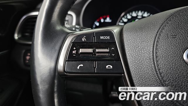 Kia Sorento 2019 — photo 16