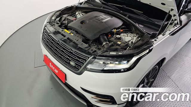 Land Rover Range Rover Velar 2024 — photo 6