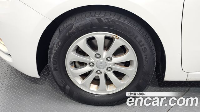 Kia K3 2013 — photo 5