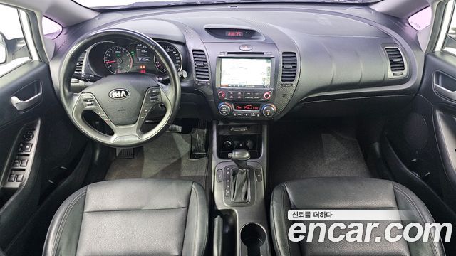 Kia K3 2013 — photo 7
