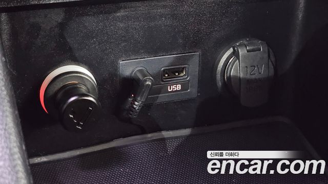 Kia K3 2013 — photo 12