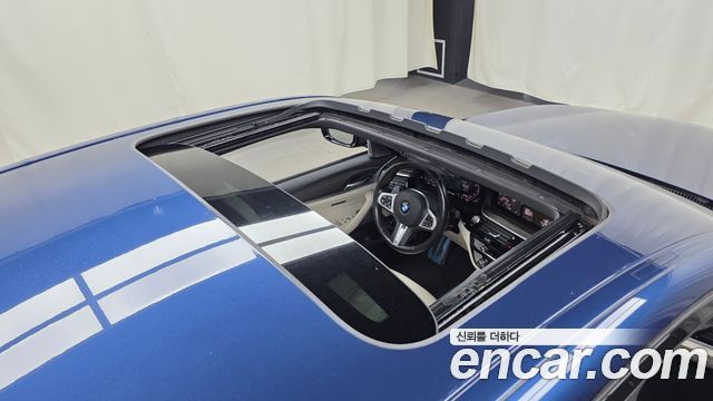 BMW 5-Series 2021 — photo 25