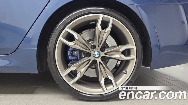 BMW 5-Series 2021 — photo 7