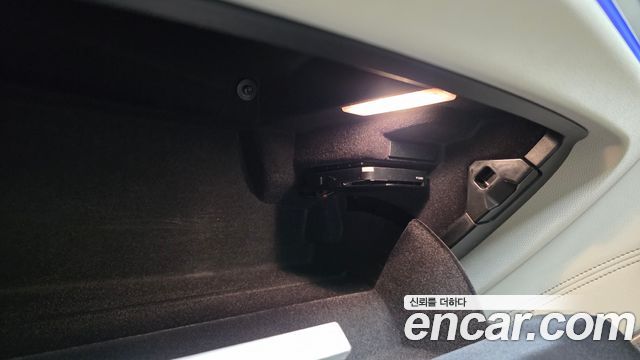 BMW 5-Series 2021 — photo 35