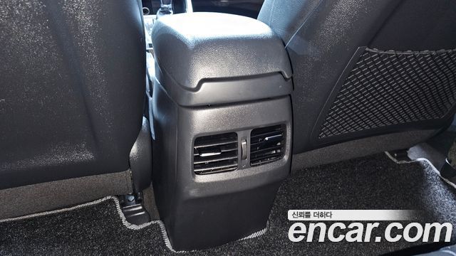 Hyundai AVANTE 2015 — photo 28