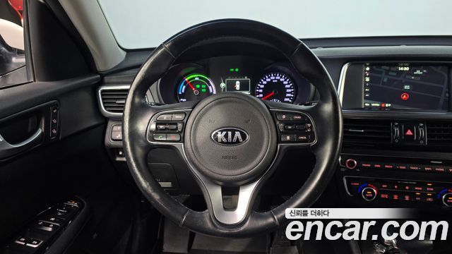 Kia K5 2016 — photo 13