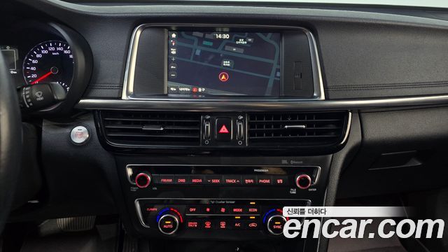 Kia K5 2016 — photo 15