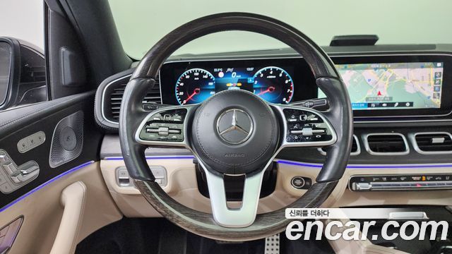 Mercedes-Benz GLS-Class 2021 — photo 18