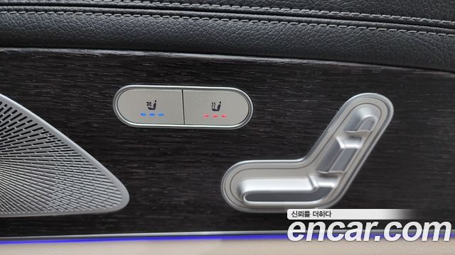 Mercedes-Benz GLS-Class 2021 — photo 25