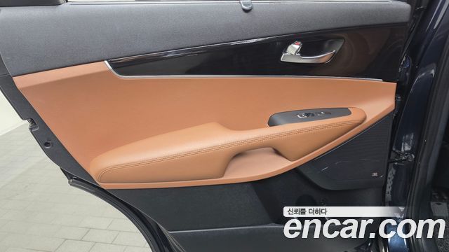 Kia Sorento 2018 — photo 15