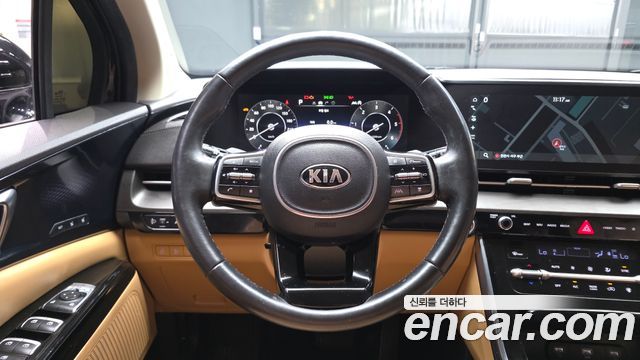 Kia Canival 2021 — photo 13