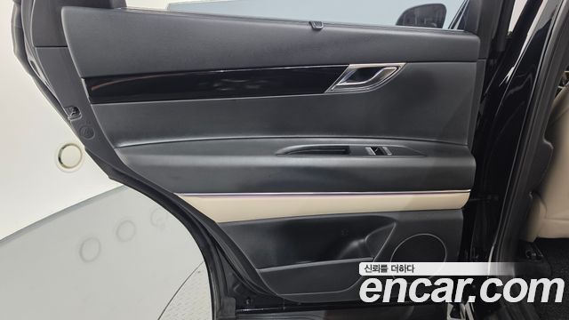 Genesis GV80 2020 — photo 15