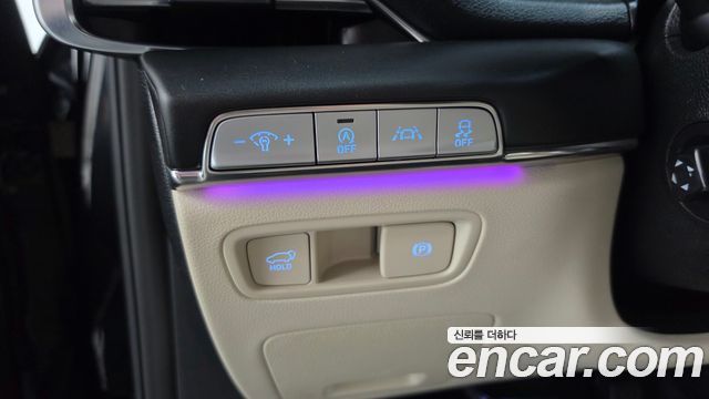 Genesis GV80 2020 — photo 29
