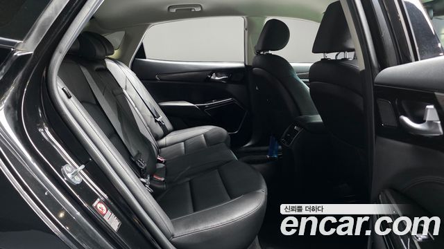 Kia K7 2021 — photo 17