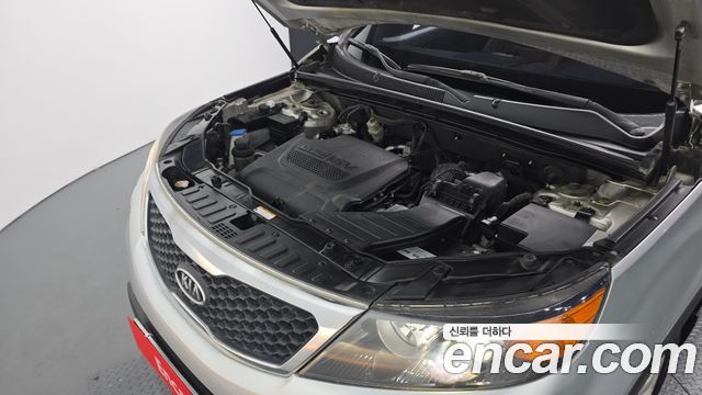 Kia Sorento 2011 — photo 6