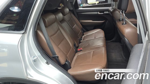 Kia Sorento 2011 — photo 17