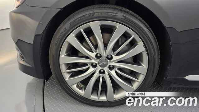 Hyundai Genesis 2014 — photo 5