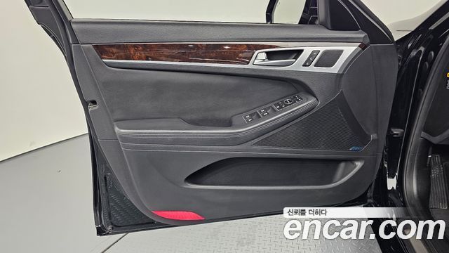 Hyundai Genesis 2014 — photo 14