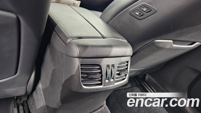 Hyundai Genesis 2014 — photo 31