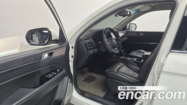 KG Mobility Rexton 2018 — photo 13