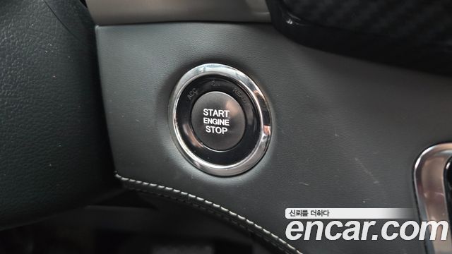 KG Mobility Rexton 2018 — photo 26
