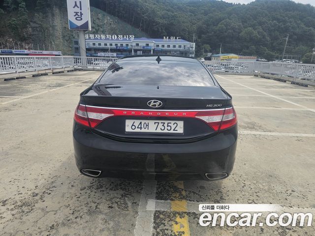 Hyundai Grandeur 2012 — photo 4