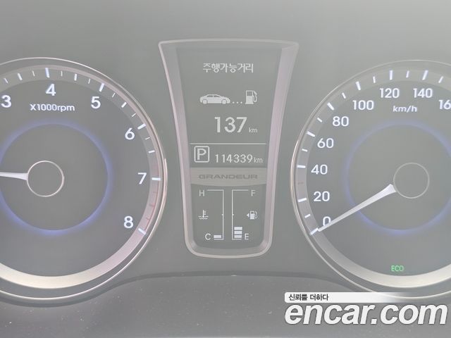 Hyundai Grandeur 2012 — photo 8