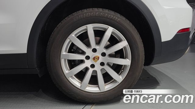 Porsche Cayenne 2019 — photo 7