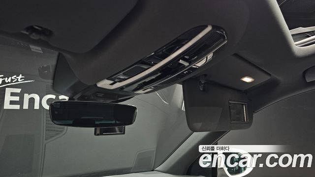Porsche Cayenne 2019 — photo 29