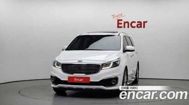 Kia Canival 2016 — photo 3