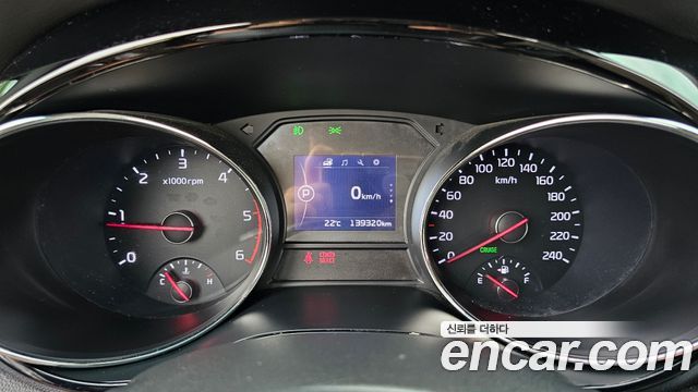 Kia Canival 2016 — photo 8
