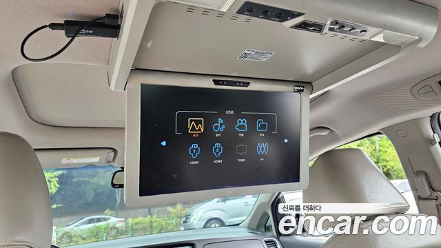 Kia Canival 2016 — photo 18
