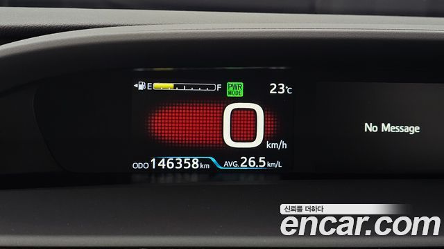 Toyota Prius 2018 — photo 8