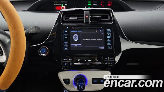 Toyota Prius 2018 — photo 14