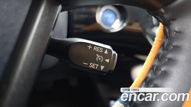 Toyota Prius 2018 — photo 18