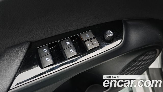 Toyota Prius 2018 — photo 20