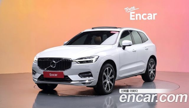 Volvo XC60 2019 — photo 1