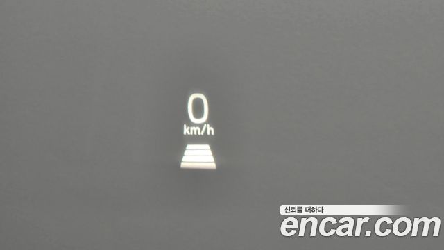 Volvo XC60 2019 — photo 33