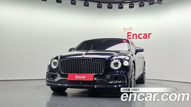Bentley Flying Spur 2023 — photo 3