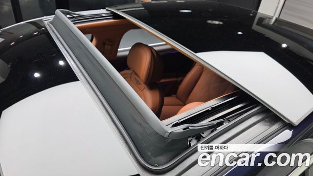 Bentley Flying Spur 2023 — photo 25