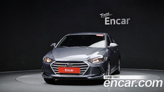 Hyundai AVANTE 2018 — photo 3
