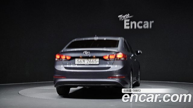Hyundai AVANTE 2018 — photo 4