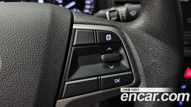 Hyundai AVANTE 2018 — photo 27