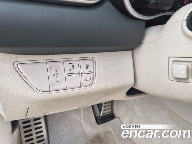 Genesis G70 2018 — photo 14