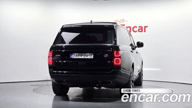 Land Rover Range Rover 2018 — photo 4