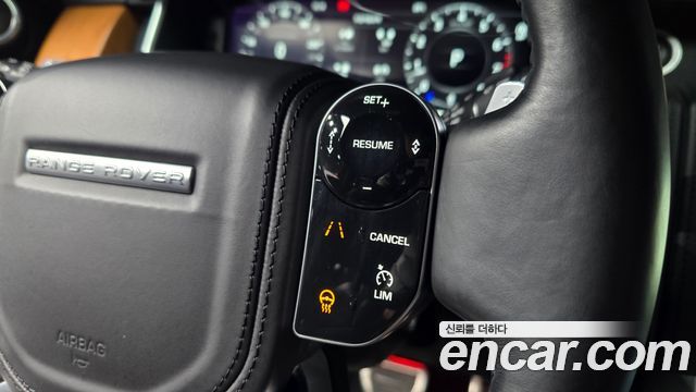 Land Rover Range Rover 2018 — photo 25