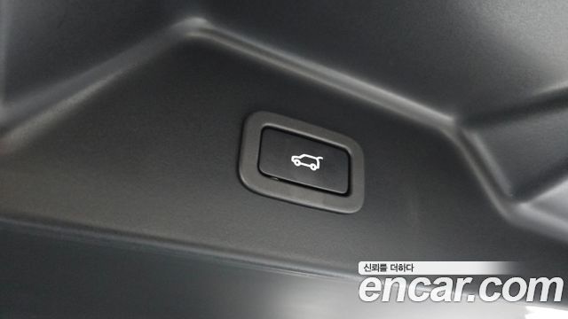Land Rover Range Rover 2018 — photo 26